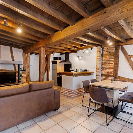 Les Chambres Tonics Montrevel-en-Bresse Exterior foto