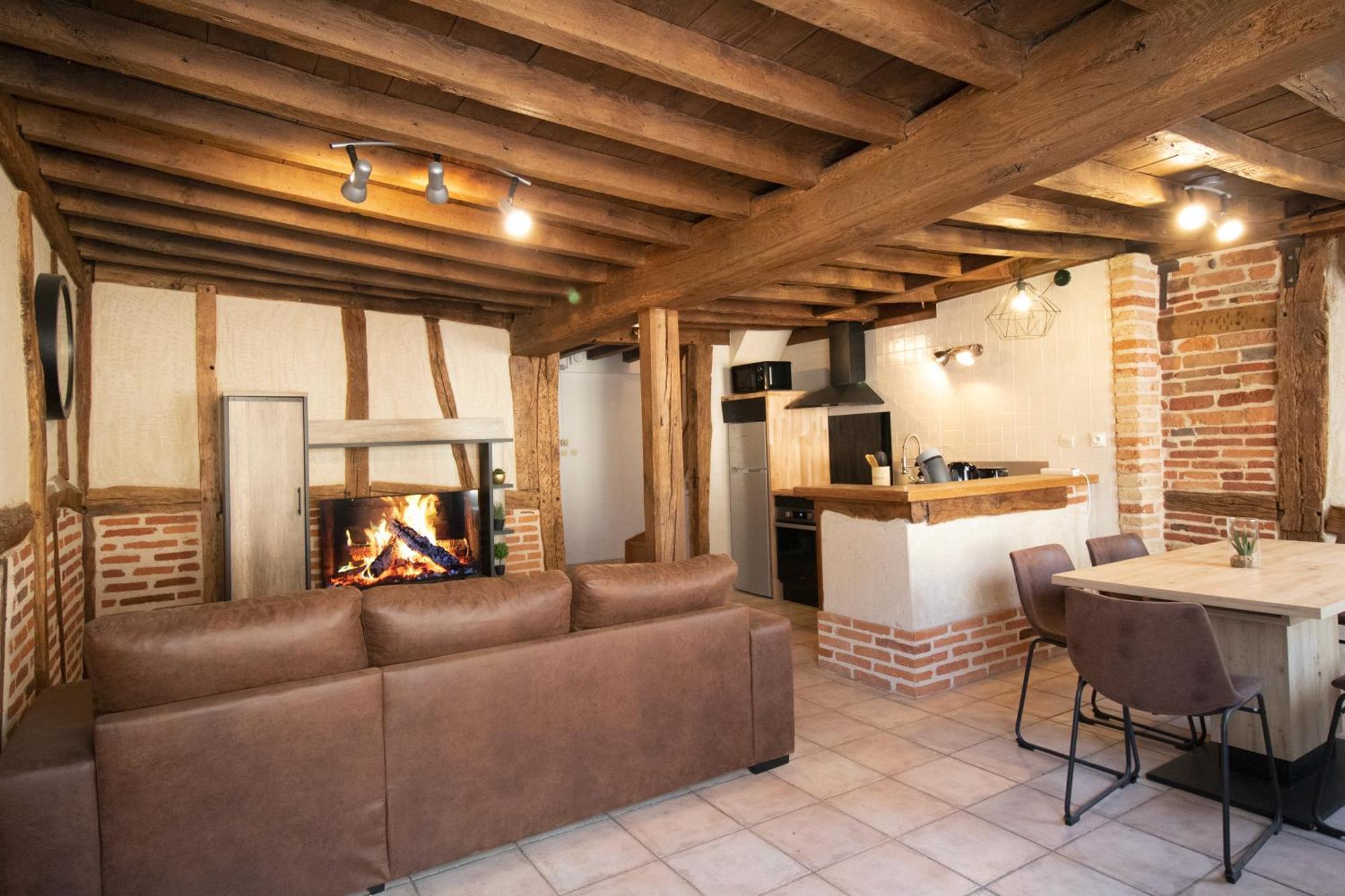 Les Chambres Tonics Montrevel-en-Bresse Exterior foto